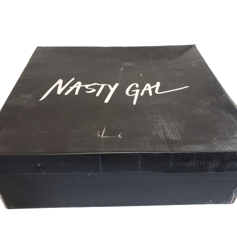 Nasty Gal Zip the Small Talk Lace-Up Biker Boots Beige Size 8 - Picture 12 of 15
